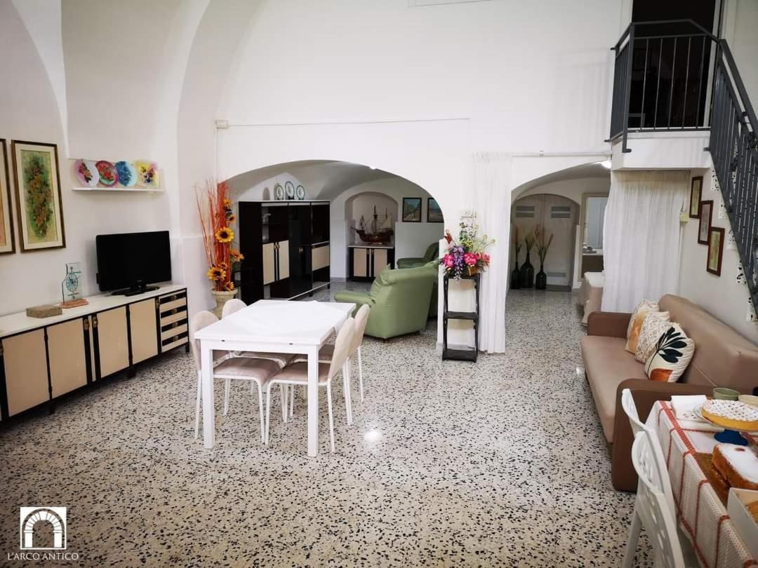 Arco Antico Hotel Grassano Buitenkant foto